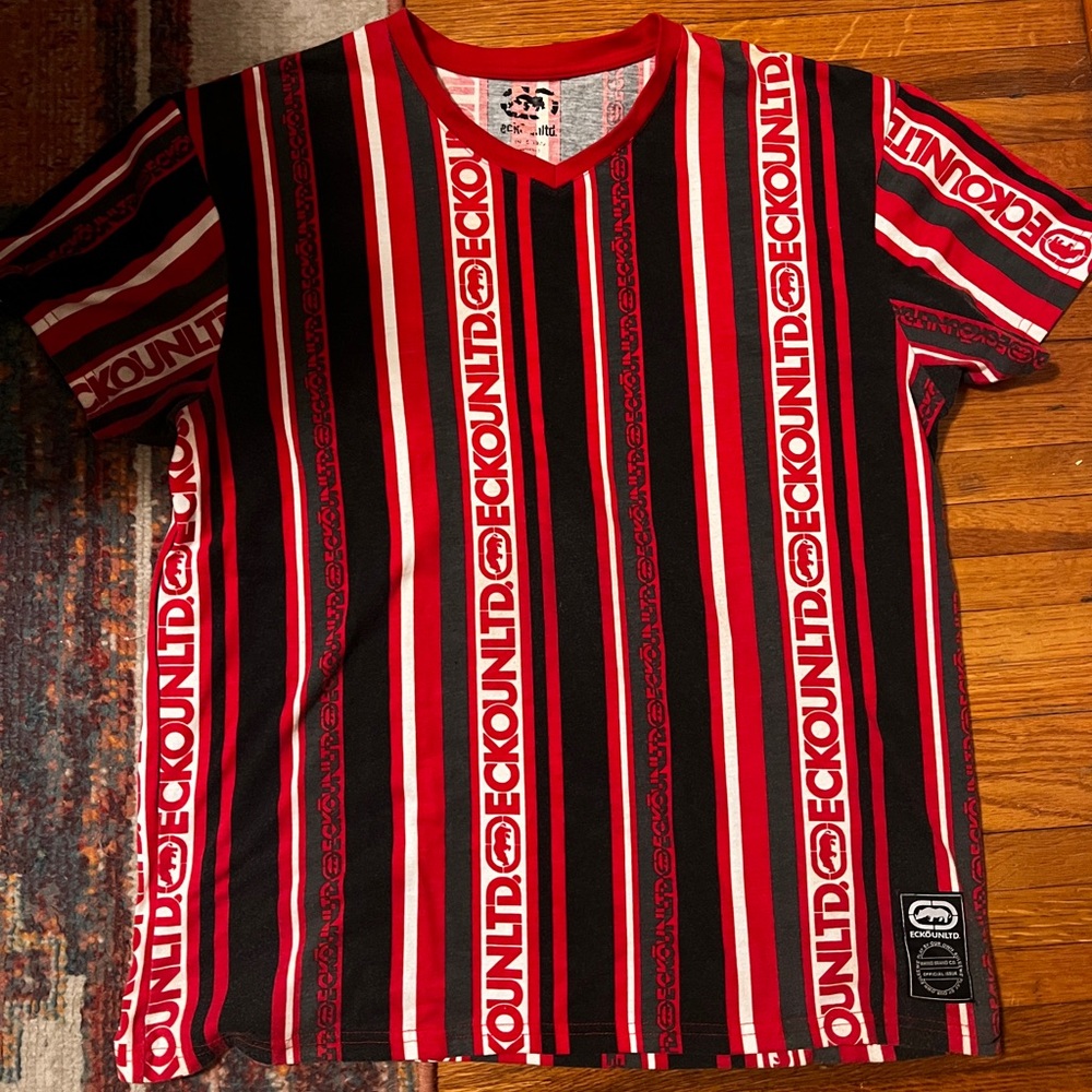 Ecko Unlimited Red and Gray Graphic Tee